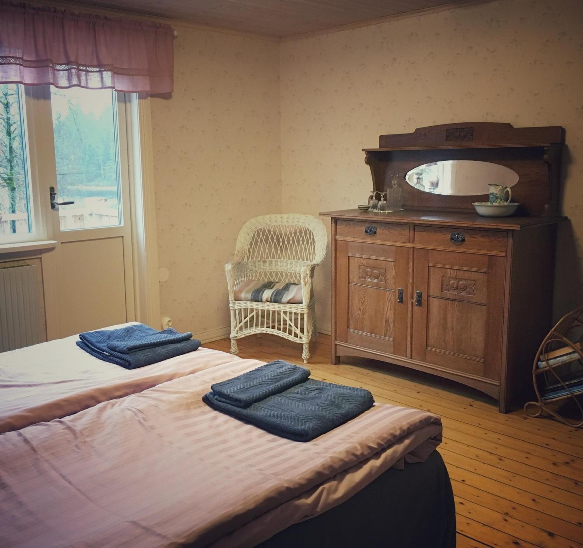 Bed and Breakfast Viktors Affaershus à Atran Extérieur photo