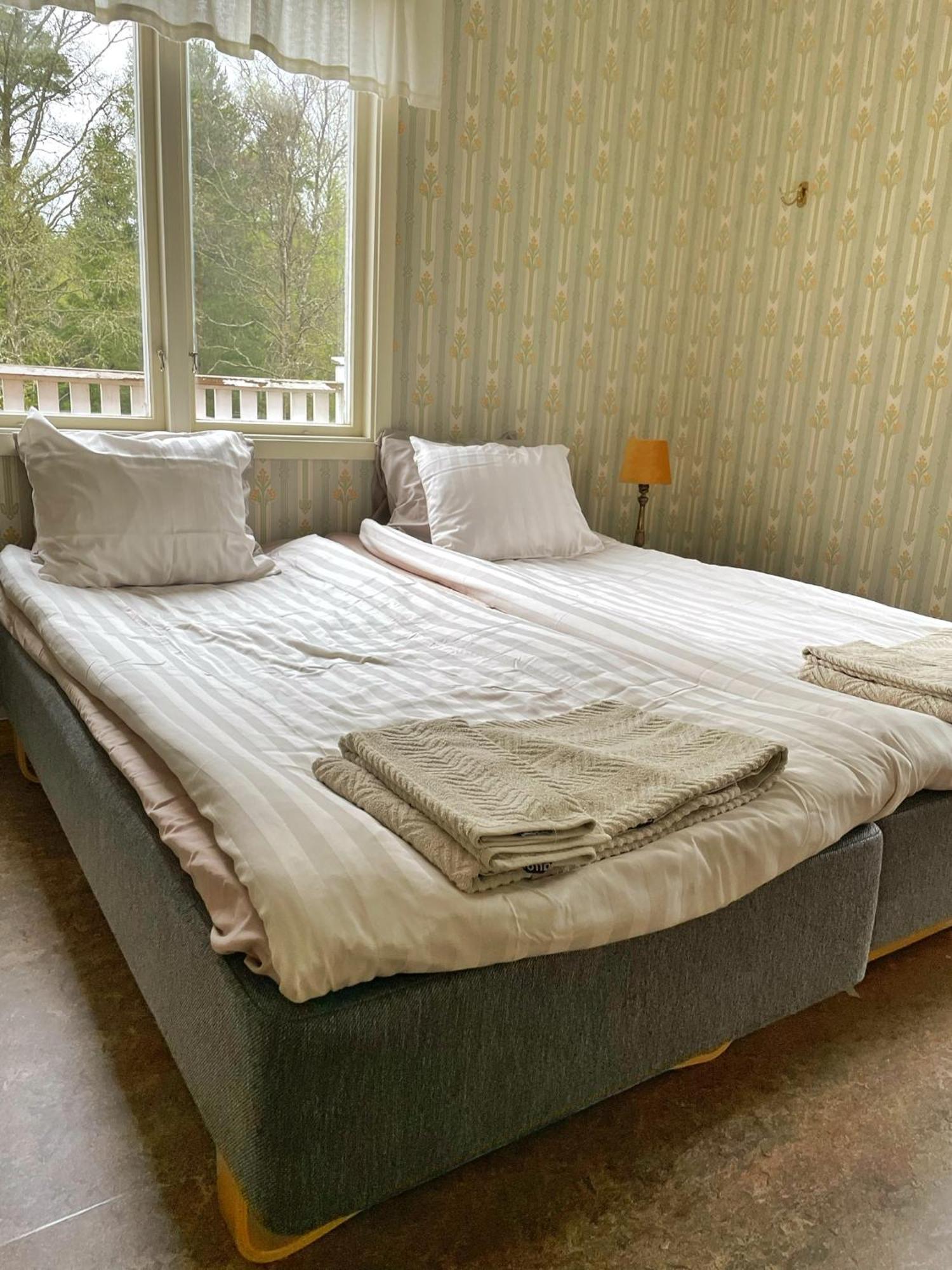 Bed and Breakfast Viktors Affaershus à Atran Extérieur photo